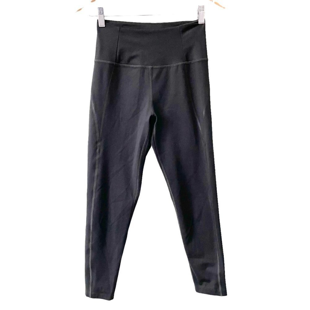Girlfriend Collective Black Compression Capri Leggings Women's Size Small
